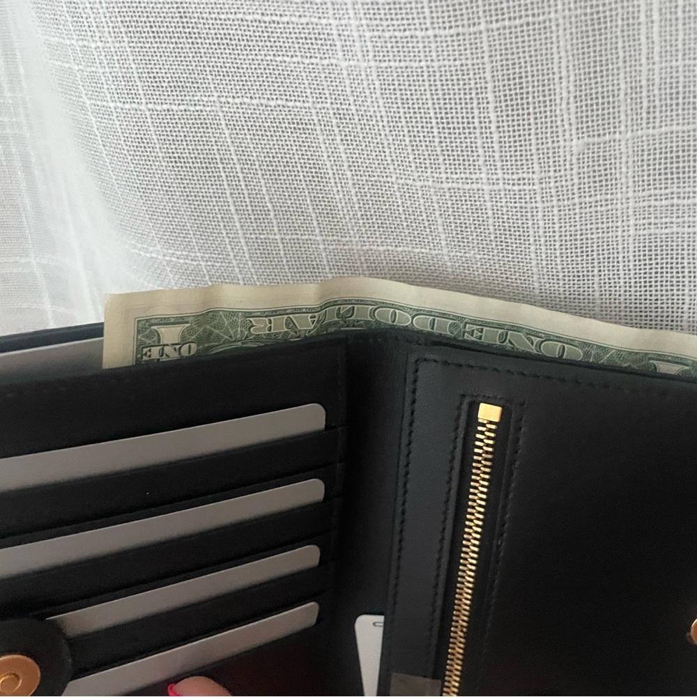 🔥🔥 DIOR XL wallet WITH BOX|DUST BAG|RIBBON - Picture 13 of 13